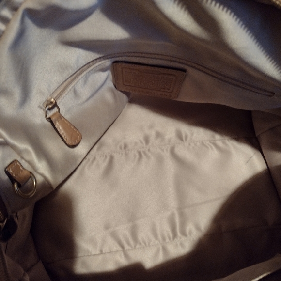 NWT 100% Authentic Coach Soho Domed Bag - Picture 5 of 5